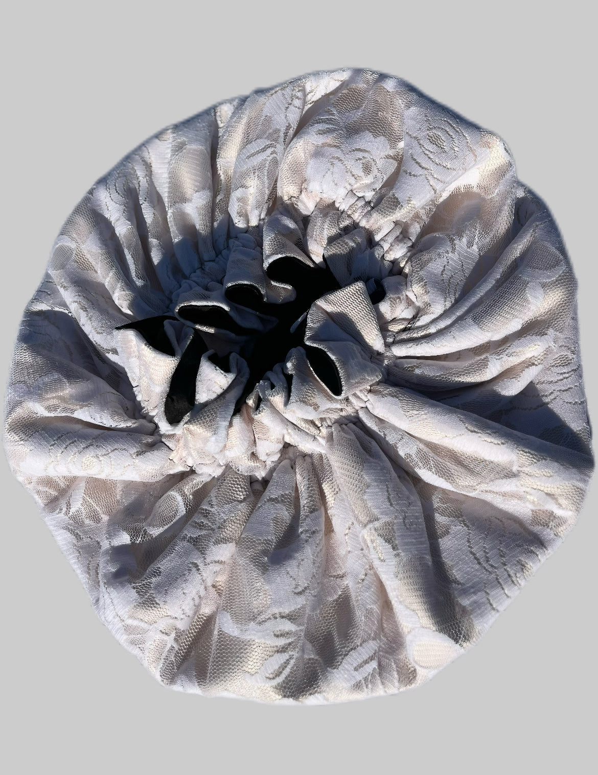 CHANTILY SATIN BONNET
